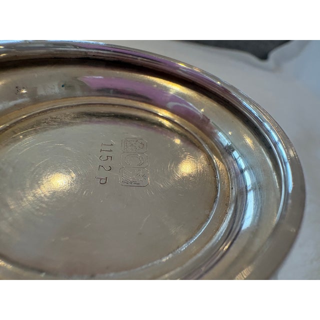 Mid 20th Century American Classical Silver Plate Tea Set - Set of 3 For Sale In New York - Image 6 of 10