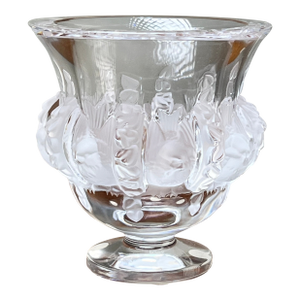 Vintage Lalique Dampierre Sparrow Footed Vase