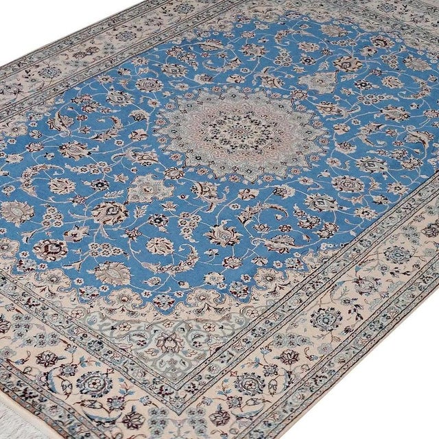 Hand-knotted Nain rug | Knot density: 6La 56 Raj (approx. 640.000 / m²) | Material: Wool & Silk | Size: 180 x 245 cm |...