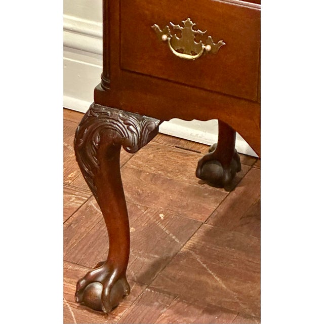 Kittinger Kittinger Williamsburg Mahogany Queen Anne Lowboy With Ball & Claw Feet For Sale - Image 4 of 10
