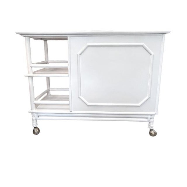 Ficks Reed Vintage Coastal Faux Bamboo Bar Cart / Server For Sale - Image 4 of 9