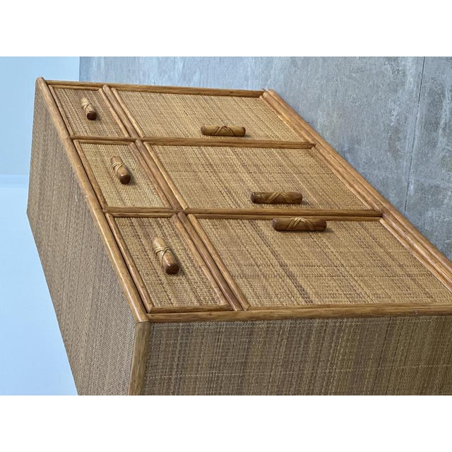 Width: 148 centimeters Height: 80 centimeters Depth: 80 centimeters Beautiful vintage rattan and bamboo sideboard, dating...