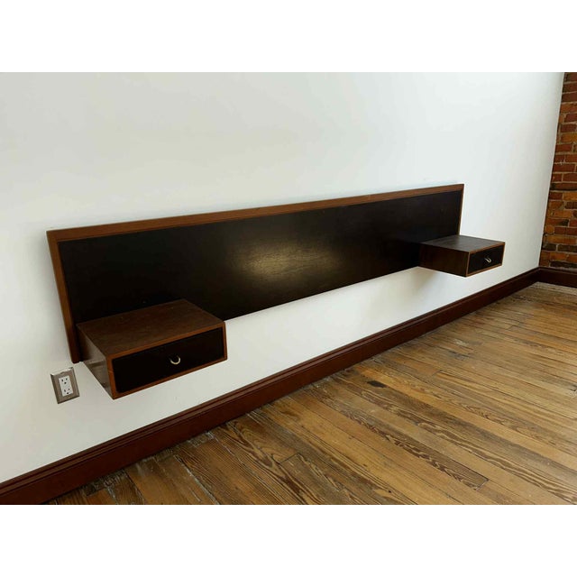 1960s Mid-Century Modern Floating Headboard With Integrated Nightstands For Sale - Image 6 of 8