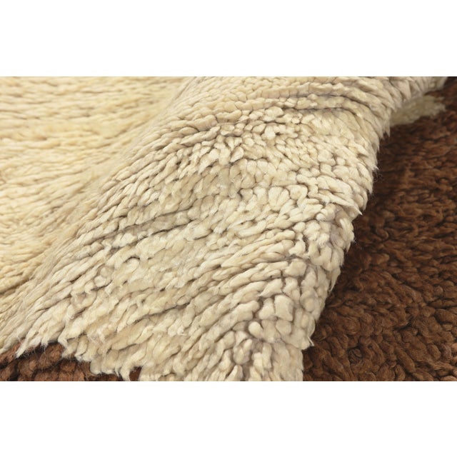 Vintage Azilal Moroccan Rug, 03'00 X 06'02 For Sale In Dallas - Image 6 of 10