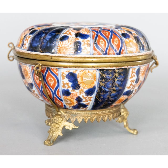 Japanese 19th Century Imari Porcelain Lidded Bowl Jewelry Box For Sale - Image 3 of 8