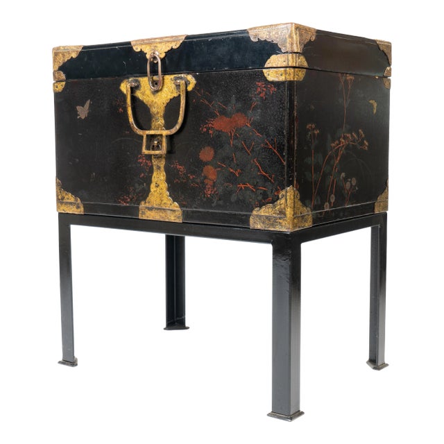 Late 19th Century Japanese Black Lacquered Trunk on Stand For Sale