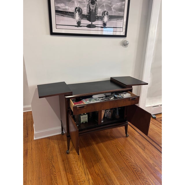 Mid-Century Modern Mid 20th Century Modern Walnut Dry Bar / Cabinet on Casters For Sale - Image 3 of 4