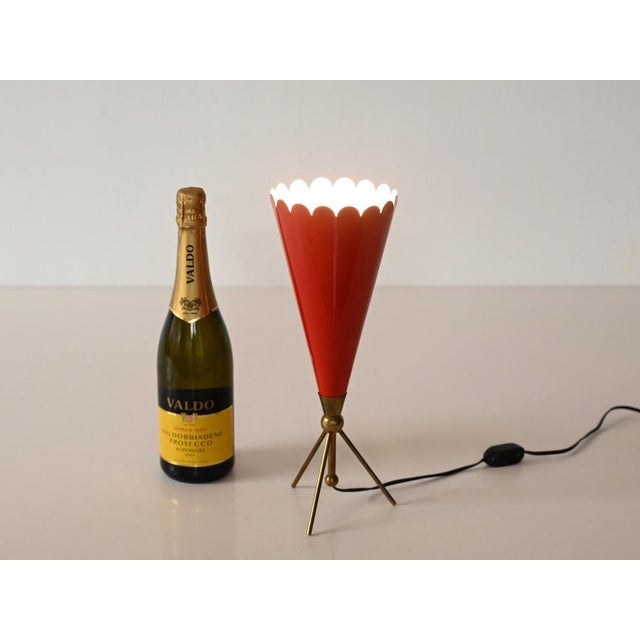 Large Vintage Tripod Table Lamp in Brass and Red Metal from Stilnovo, 1950s For Sale - Image 11 of 13