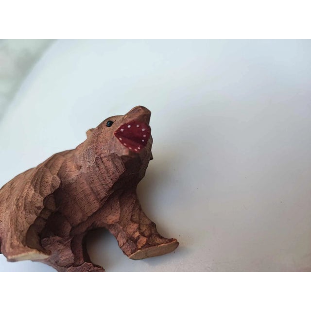 Carved wooden teddy bear, art deco, dimensions: height 5.2 cm, width 9 cm, depth 4 cm.