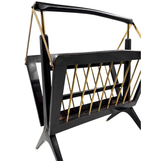 Mid-Century Modern Italian Brass Magazine Rack, 1950s For Sale - Image 6 of 14