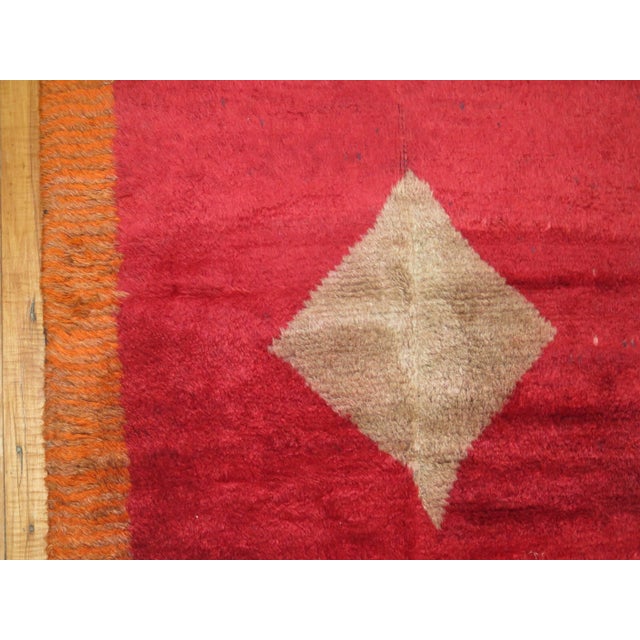 Contemporary Cherry Red Vintage Turkish Tulu Medallion Carpet - 3'3" x 5'5" For Sale - Image 3 of 6