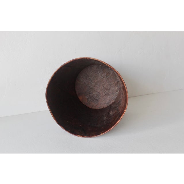 Vintage Handcrafted Burnt "Tortoise" Shell Bamboo Paper Wastebasket. For Sale - Image 9 of 11