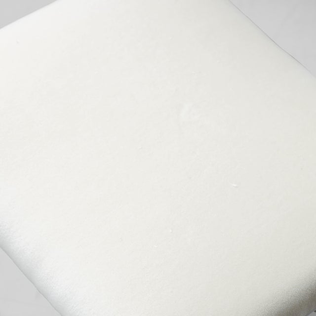Model S82 Chairs in White Mohair by Eugenio Gerli for Tecno, 1960s, Set of 4 For Sale - Image 10 of 17