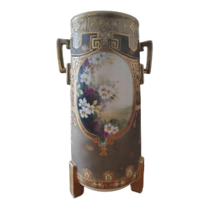 Antique Nippon Hand Painted Vase. Early 20th Century