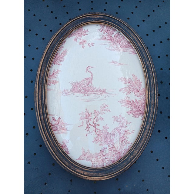 Large Format Domed Glass Medallion Frame with Jouy Decoration, 1930s For Sale - Image 10 of 10