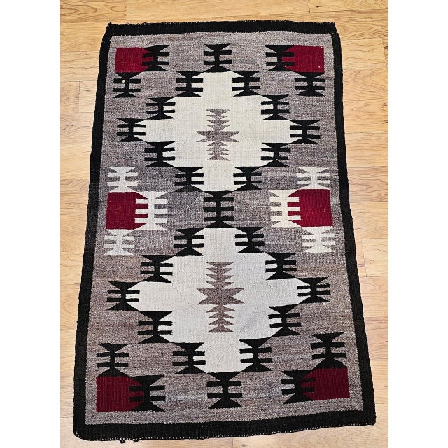 1900 - 1909 Vintage Native American Navajo Rug, Handwoven Wool, Allover Pattern, Ivory & Gray, 3x4 For Sale - Image 5 of 13