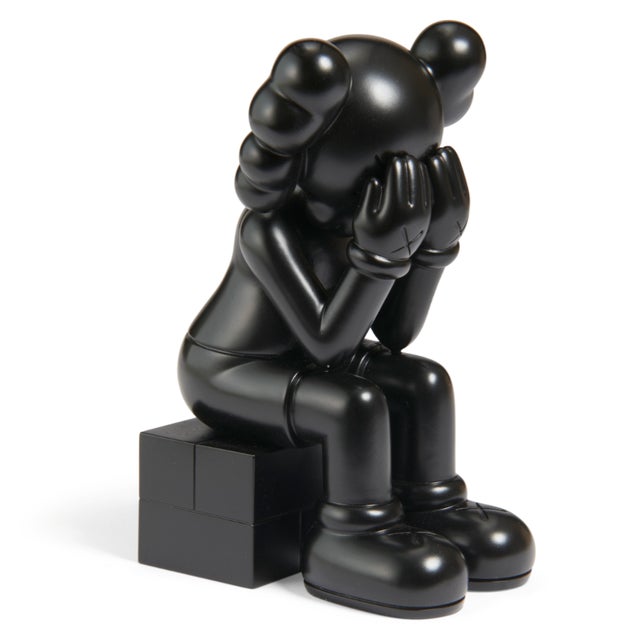Kaws, Passing Through, 2022, Bronze For Sale - Image 4 of 5