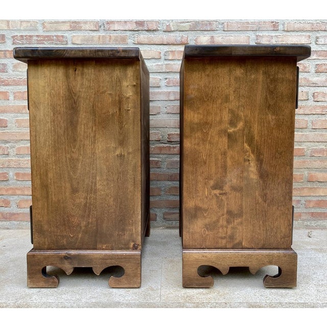 20th Spanish Nightstands with Three Drawers, One Shelf and Bronze Hardware, 1970s, Set of 2 For Sale - Image 14 of 15