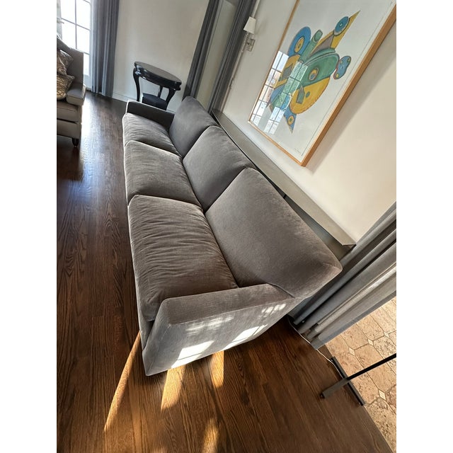 21st Century Contemporary Holly Hunt Upholstered 3 Seat Sofa , Luxury Designer Fabric For Sale - Image 11 of 11