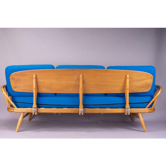 Model 355 Studio Couch Daybed by Lucian Ercolani for Ercol, 1960s For Sale - Image 12 of 14