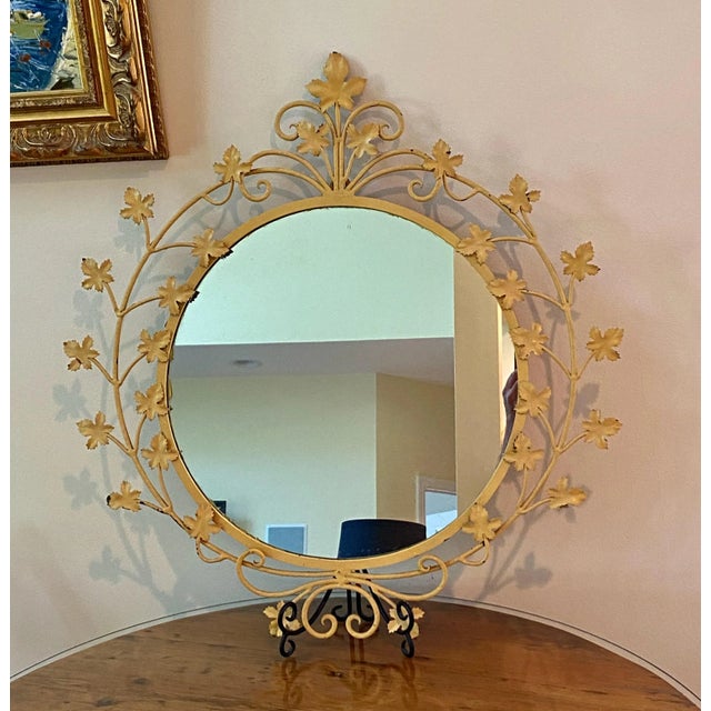 1933-1965 Mid-Century Modern "Ivy in Design" Round Wall Mirror For Sale In New York - Image 6 of 6