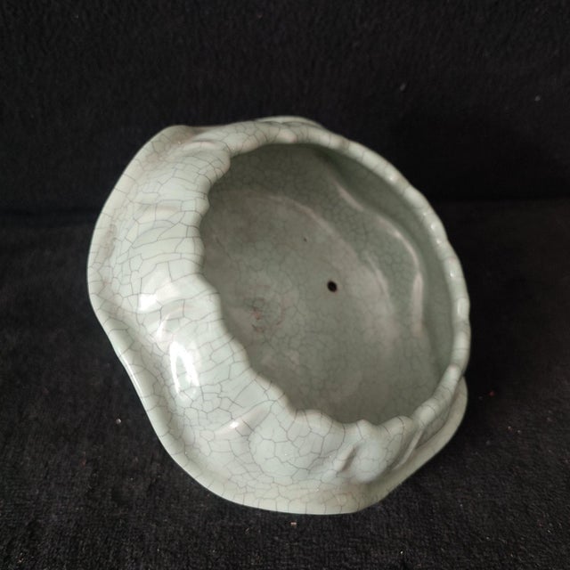 White Chinese Ceramic Pot,Guan Ware Crackle Glaze Celadon Porcelain Bowl For Sale - Image 8 of 10