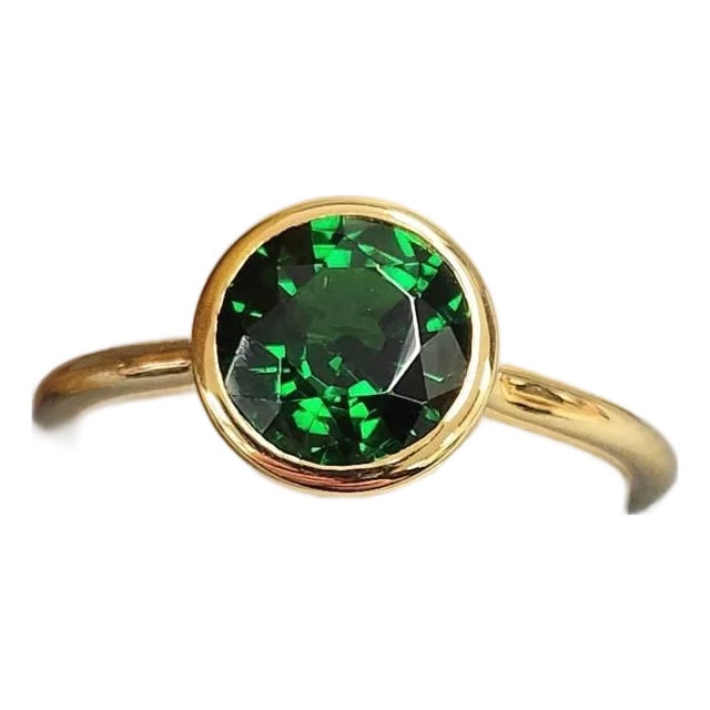 11k Yellow Gold 1.57 Carat Tsavorite Garnet Floating Bezel Set Solitaire Ring, Size 6.5 For Sale