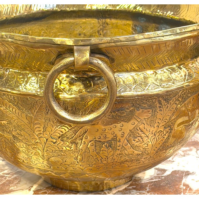 Pair of Anglo-Indian Engraved Brass Jardinieres with Exotic Animal Motifs For Sale - Image 9 of 17