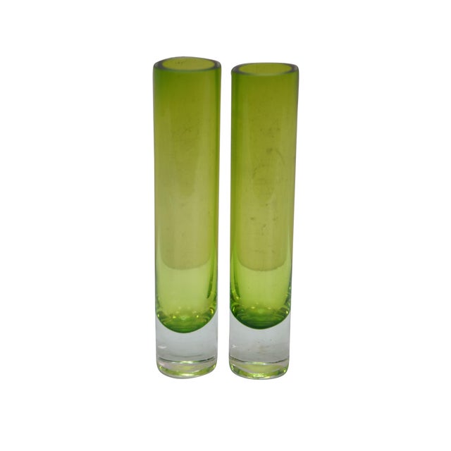 Contemporary 6 Chinese Emerald Green Blown Glass Graduated Tubular Torpedo Bud Vases 4" to 8" For Sale - Image 3 of 13