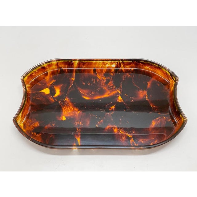 Mid-Century Modern Oval Serving Tray in Tortoiseshell Effect Acrylic Glass, Italy, 1970s For Sale - Image 13 of 15