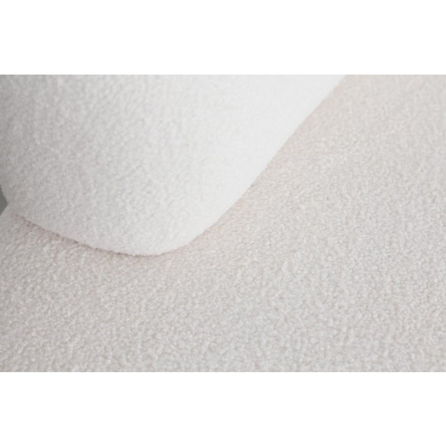 “Serpentine” sofa was created by designer Vladimir Kagan for Kagan NYC in the 1950s. Born in Germany, Vladimir Kagan grew...