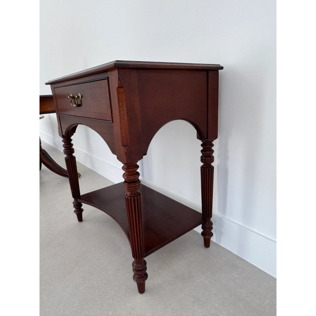 Ethan Allen 1990s Vintage Ethan Allen Antique Mahogany Nightstand For Sale - Image 4 of 9