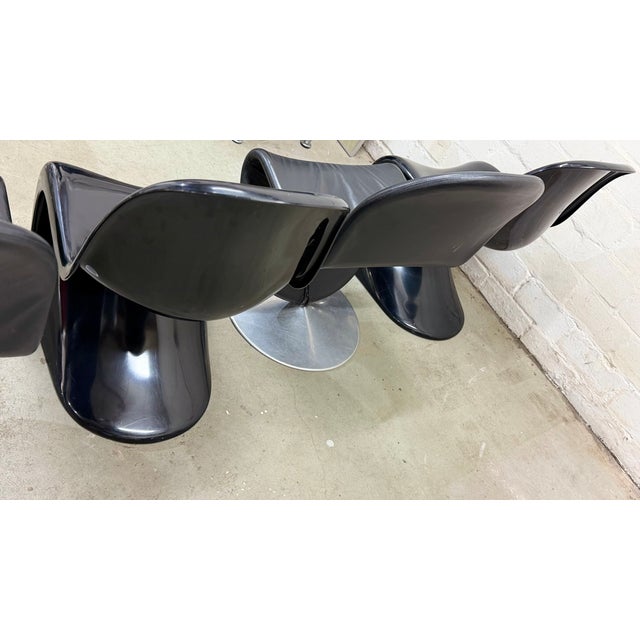 Model 1-2-3 Side Chairs and Panton Chairs in Black Leather by Verner Panton for Fritz Hansen & Fehlbaum, 1970s, Set of 4 For Sale - Image 11 of 16