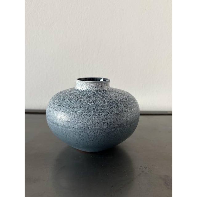 The history of the römhild pottery dates back to 1720. From 1958, the ceramicist siegfried gramann managed the pottery as...