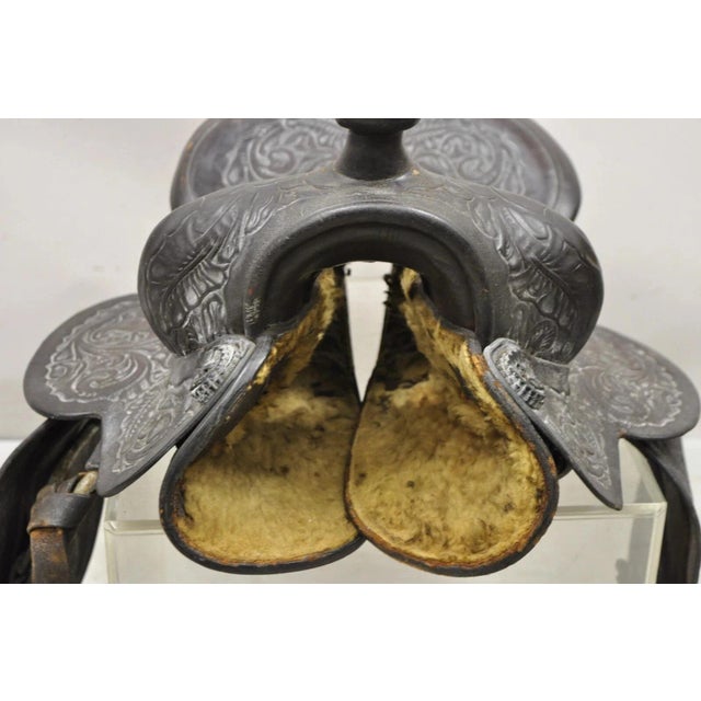 Brown Vintage Brown Tooled Leather Floral Embossed 15" Seat Horse Riding Saddle For Sale - Image 8 of 12
