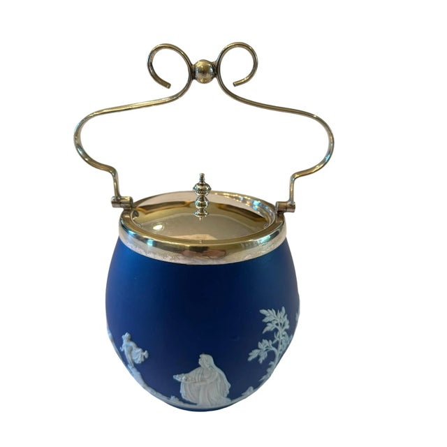 Late 19th Century Late 19th Century Wedgwood Jasperware Cobalt and White Ice Bucket With Lid For Sale - Image 5 of 12
