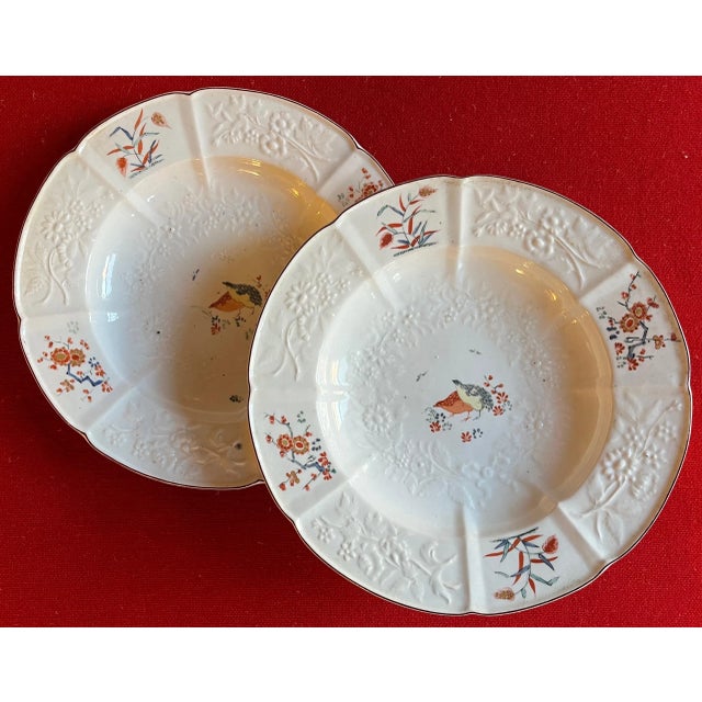 Antique 18th Century George II Bow Porcelain Soup Bowls Decorated With Two Quails in the Kakiemon Taste - a Pair For Sale - Image 9 of 9