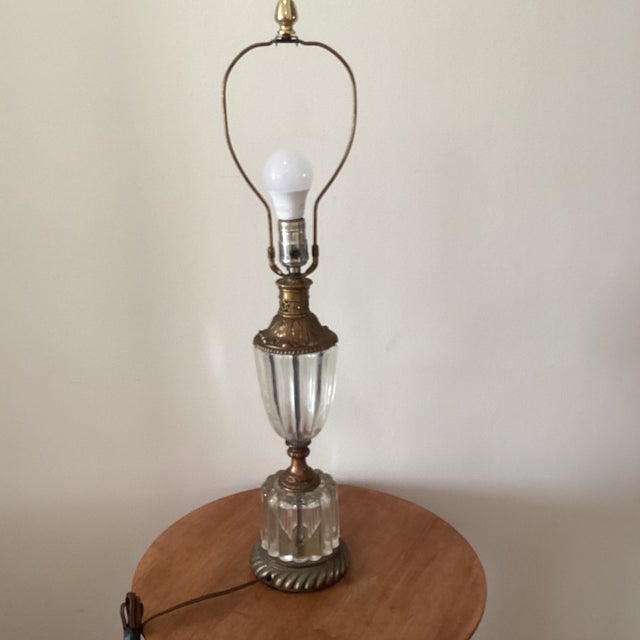 Vintage Hollywood Regency Style Lamp Crystal Tiered Ribbed Glass With Bronze Fittings Circa 1940 For Sale - Image 9 of 12