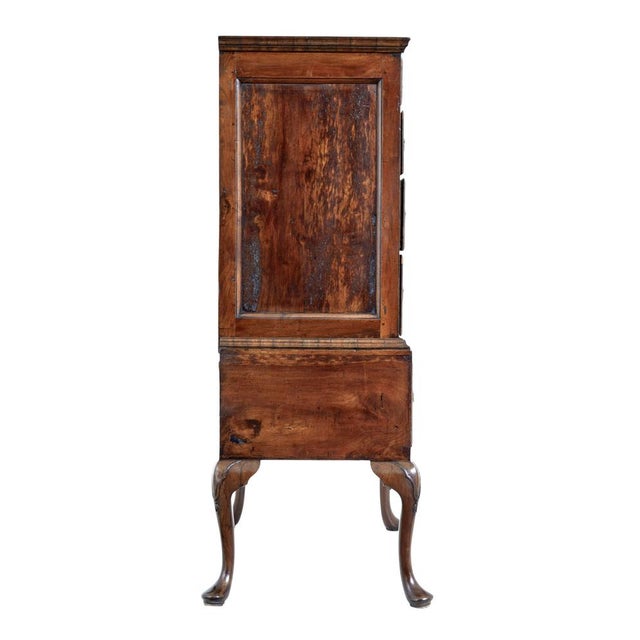 17th Century Late 17th Century William and Mary Walnut Chest on Stand, 1690s For Sale - Image 5 of 12