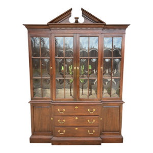 1980s Ethan Allen Breakfront Georgian Court Display Hutch China Cabinet Chippendale