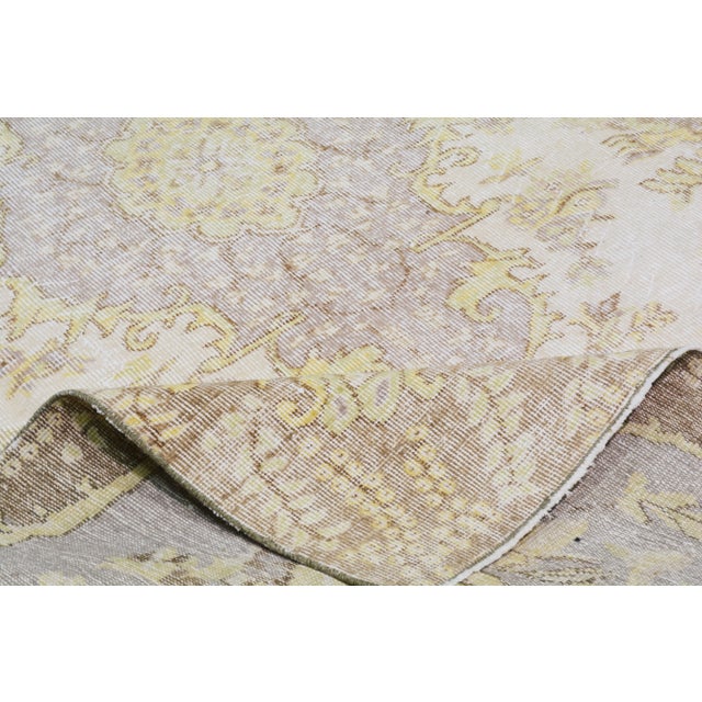 Vintage Turkish Anatolian Hand Knotted Wool Rug, 5'4x8'4" For Sale In New York - Image 6 of 6