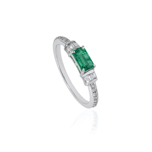 VR Jewels 14k Gold East-West Zambian Octagon Emerald & Baguette Diamond Ring Size 6.5 For Sale - Image 4 of 18