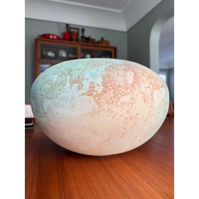 Tony Evans Large Tony Evans Ancient Sands Pink Blue Mauve Raku Pottery Vase Signed No. 508 For Sale - Image 4 of 7