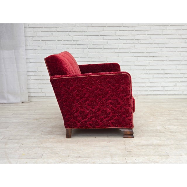 Danish Three-Seater Sofa in Furniture Velour and Oak Wood, 1950s For Sale - Image 4 of 18