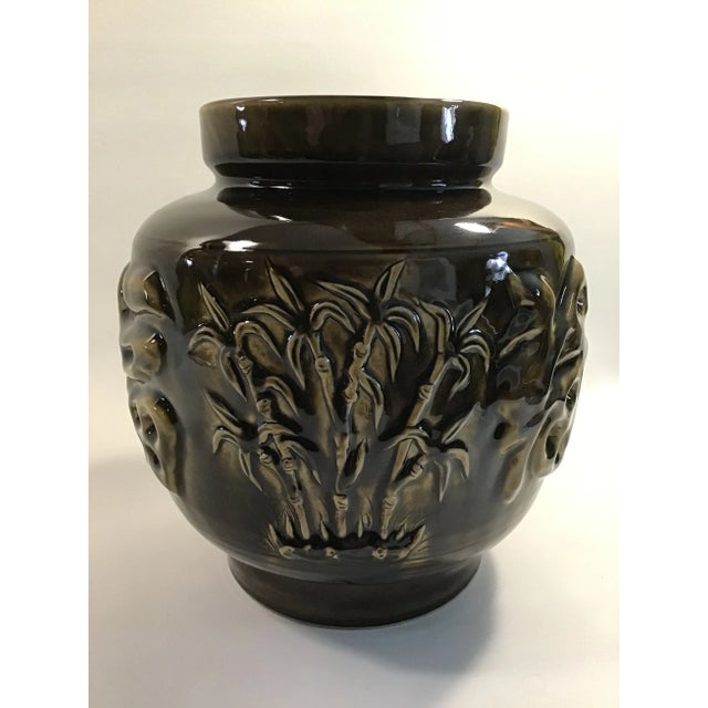 English 1995 Thai Celadon Jardiniere in English Jade Glaze For Sale - Image 3 of 8