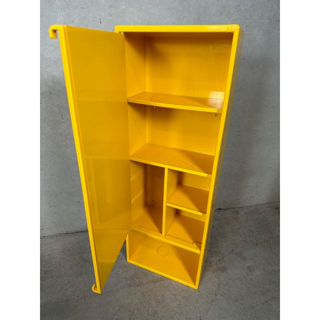 Vintage Yellow Medicine Cabinets by Olaf von Bohr for Gedy, Italy, 1980s, Set of 2 For Sale - Image 10 of 16