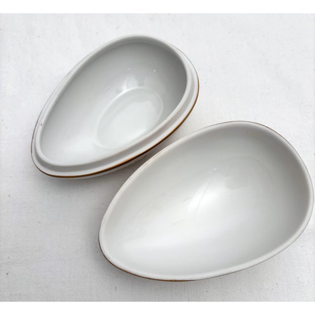 Late 20th Century Late 20th Century Herend Raspberry and Gold Porcelain Egg-Shaped Trinket Box For Sale - Image 5 of 7