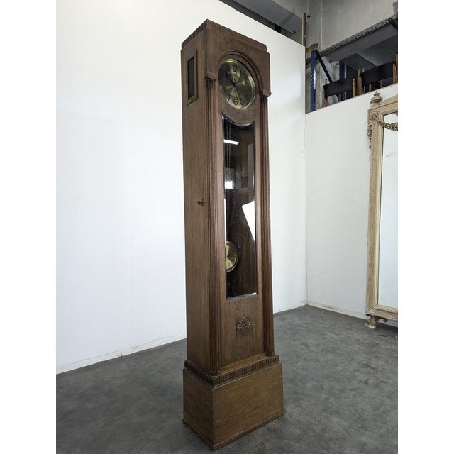 Grandfather Clock with Chimes, in Very Good conditions.
