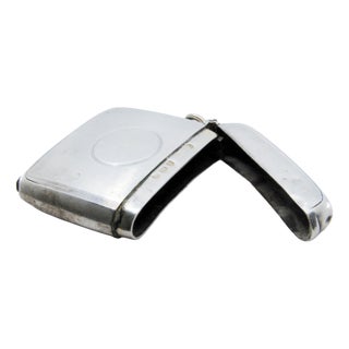 Silver Matchbox with Engravings For Sale