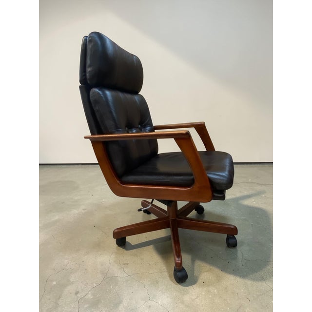 Mid-Century Scandinavian Modern Leather and Teak Swivel Chair, Norway, 1960s-1970s For Sale - Image 13 of 18